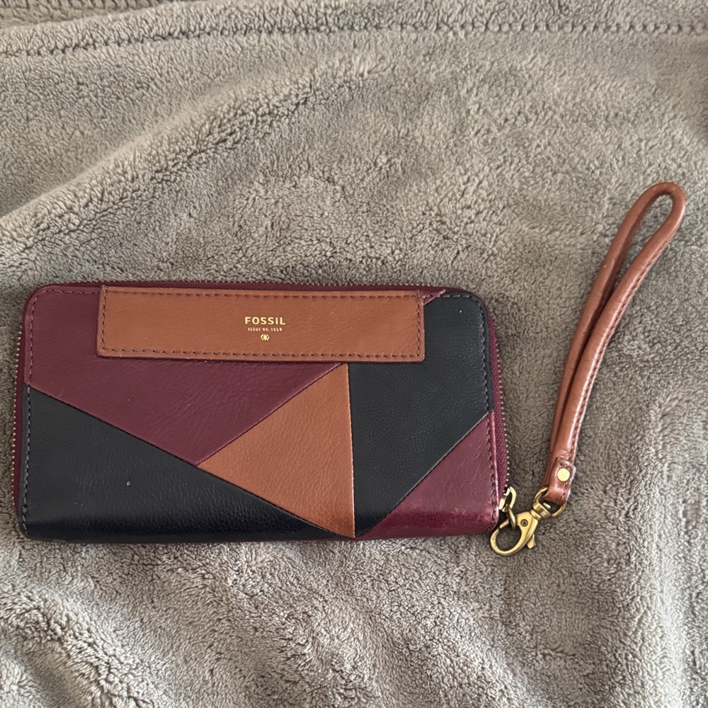 Fossil Women's Multi-Color Leather Wristlet
